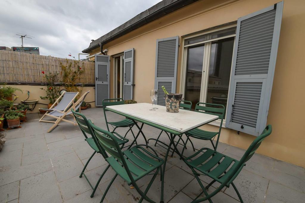 Altido For 3 With Rooftop Balcony And Lovely Cityview *